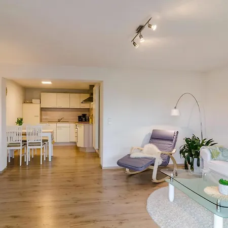 Kunstmann Apartment *